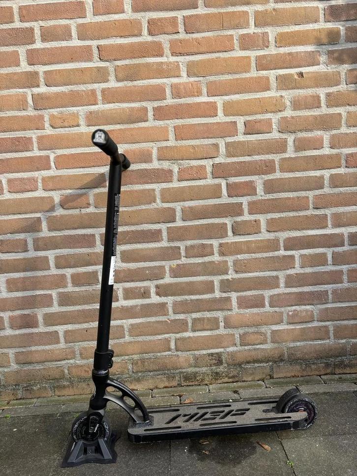 Maddgear stuntstep, Fietsen en Brommers, Steps, Zo goed als nieuw, Gewone step, Ophalen of Verzenden