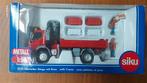 Siku 3534 Mercedes Actros met kraan, Hobby en Vrije tijd, Modelauto's | 1:50, Ophalen of Verzenden, Zo goed als nieuw, Bus of Vrachtwagen