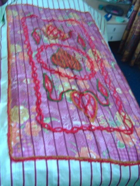 Mooie versierde groene bed sprei uit India, Huis en Inrichting, Slaapkamer | Beddengoed, Zo goed als nieuw, Overige typen, Overige maten