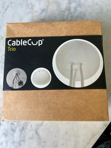 CableCup Trio – plafondkap voor 3 lampen (nieuw in doos) beschikbaar voor biedingen