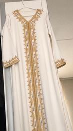 Creme kaftan met goud en riem S/M, Ophalen of Verzenden, Zo goed als nieuw, Beige, Overige typen