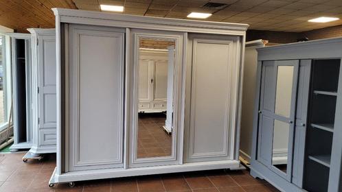 Kledingkasten, slaapkamerkasten garderobe brocante kasten, Huis en Inrichting, Kasten | Overige, Zo goed als nieuw, Ophalen