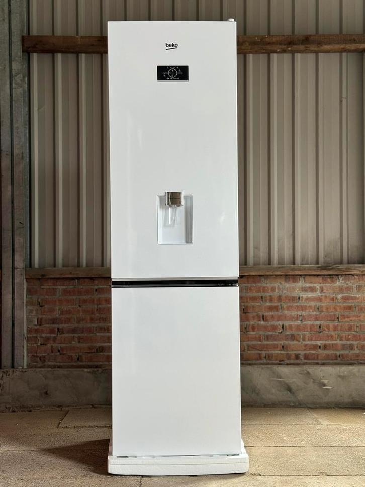 Nieuwe Koelvriescombinatie – A+++– No Frost – Waterdispenser, Tuin en Terras, Buitenkeukens, Nieuw, Elektrisch, Vrijstaand, Ophalen of Verzenden