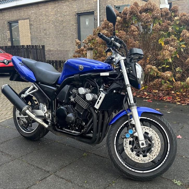 Yamaha FZS 600 Fazer (70kW / 95pk), Motoren, Motoren | Yamaha, Particulier, Naked bike, meer dan 35 kW, 4 cilinders, Motorrijbewijs A