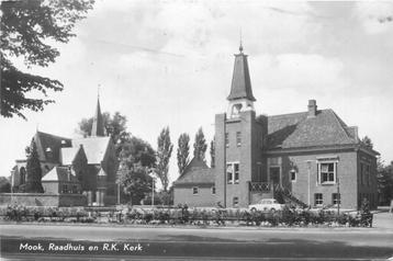 (388-448-005) Mook Raadhuis en RK Kerk beschikbaar voor biedingen