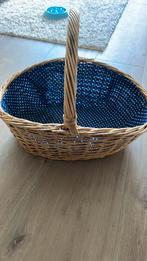 Mooie rieten mand, Ophalen, Zo goed als nieuw