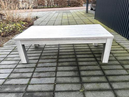 Mooie salontafel van hout (lichtgrijs, rechthoek), Huis en Inrichting, Tafels | Salontafels, Zo goed als nieuw, Minder dan 50 cm