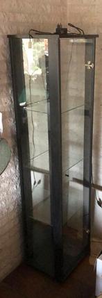 Glazen Vitrine kast met spiegel achterwand: demontabel, Huis en Inrichting, Kasten | Vitrinekasten, Ophalen, Minder dan 50 cm
