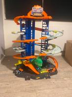 Hot wheel baan en 108 hot wheel auto's, Ophalen of Verzenden, Zo goed als nieuw