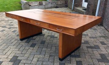 Vintage directie bureau Clausen & Maerus Jr '60 beschikbaar voor biedingen