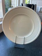 Wedgwood Edme limited edition pastabord, Huis en Inrichting, Keuken | Servies, Ophalen of Verzenden, Zo goed als nieuw, Aardewerk