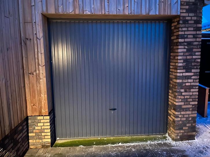Novoferm Kanteldeur / Garagedeur, Doe-het-zelf en Verbouw, Deuren en Horren, Gebruikt, Garagedeur, 215 cm of meer, 120 cm of meer