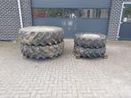 Set wielen 18.4 R 38 en 13.6 R28