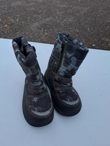 Snowboots legerprint maat 24 beschikbaar voor biedingen
