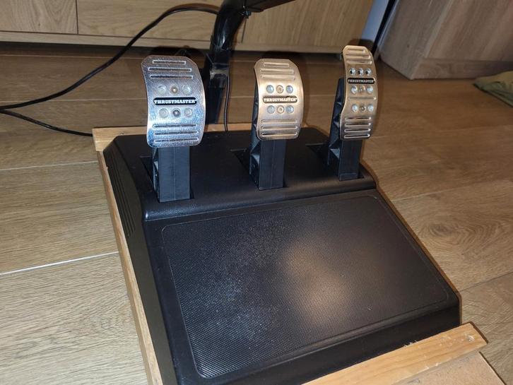 Race simulator voor ps4 en ps5, Spelcomputers en Games, Spelcomputers | Sony PlayStation Consoles | Accessoires, Zo goed als nieuw