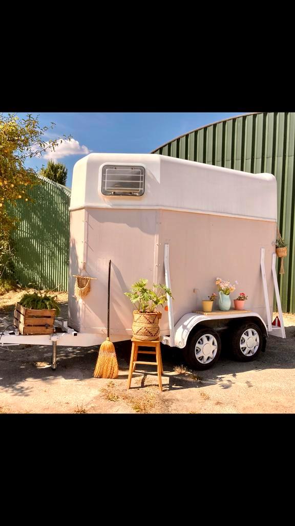 Mooi opgeknapte paardentrailer, Dieren en Toebehoren, Paarden en Pony's | Trailers en Aanhangwagens, 1½-paards trailer, Ophalen of Verzenden