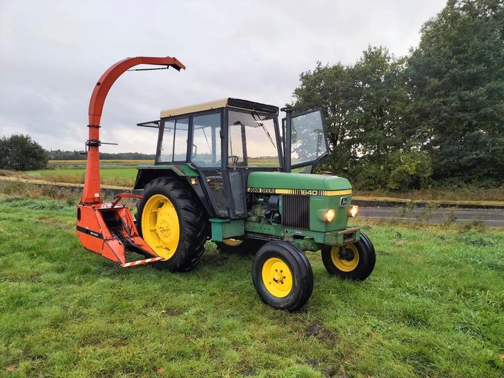 john Deere 1640 Renault 551 grondbak ploeg tractor, Zakelijke goederen, Agrarisch | Tractoren, tot 2500, Ford, tot 80 Pk, Gebruikt
