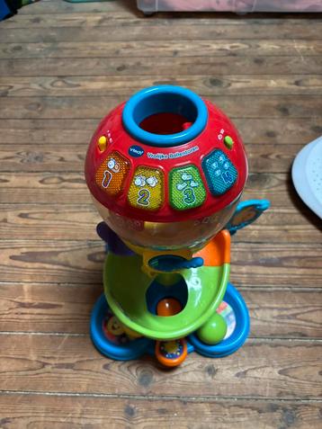 Vtech vrolijke ballentoren beschikbaar voor biedingen