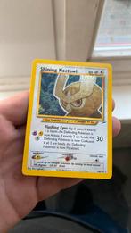 First edition shining noctowl 110 neo destiny, Hobby en Vrije tijd, Verzamelkaartspellen | Pokémon, Ophalen of Verzenden, Zo goed als nieuw
