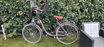 Leuke Altec moederfiets met zitje ( voor )  beschikbaar voor biedingen