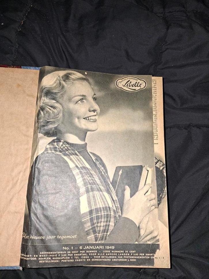 Libelle Jaarbundel 1949 - 2 Dikke Boeken, Boeken, Tijdschriften en Kranten, Zo goed als nieuw, Damesbladen, Ophalen of Verzenden