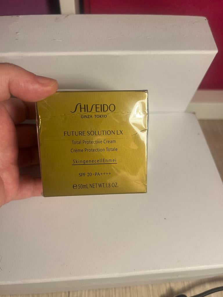 Shiseido Future Solution LX Crème, Verzenden, Nieuw, Gehele gezicht, Verzorging
