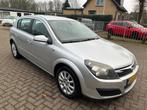 Opel Astra 1.6 5-DRS Cosmo ECC CRUISE LEDER LMV NAP, Voorwielaandrijving, Parkeersensor, 15 km/l, Gebruikt