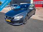 Volvo V50 2.0i 16v 145pk R-Design Leer Nap Nieuwe apk 10-25, Voorwielaandrijving, 4 cilinders, Cruise Control, Sedan