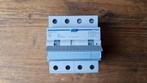 Hager C25 30mA aardlekautomaat 3p+n ADM475G, Ophalen, Zo goed als nieuw