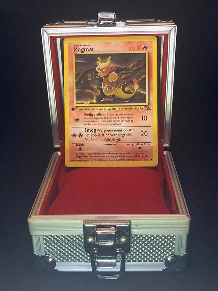 Magmar 1st edition - Fossil, Hobby en Vrije tijd, Verzamelkaartspellen | Pokémon, Zo goed als nieuw, Ophalen of Verzenden