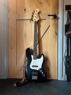 Elektrisch 4-snarig basgitaar, Ophalen of Verzenden, Zo goed als nieuw, Elektrisch