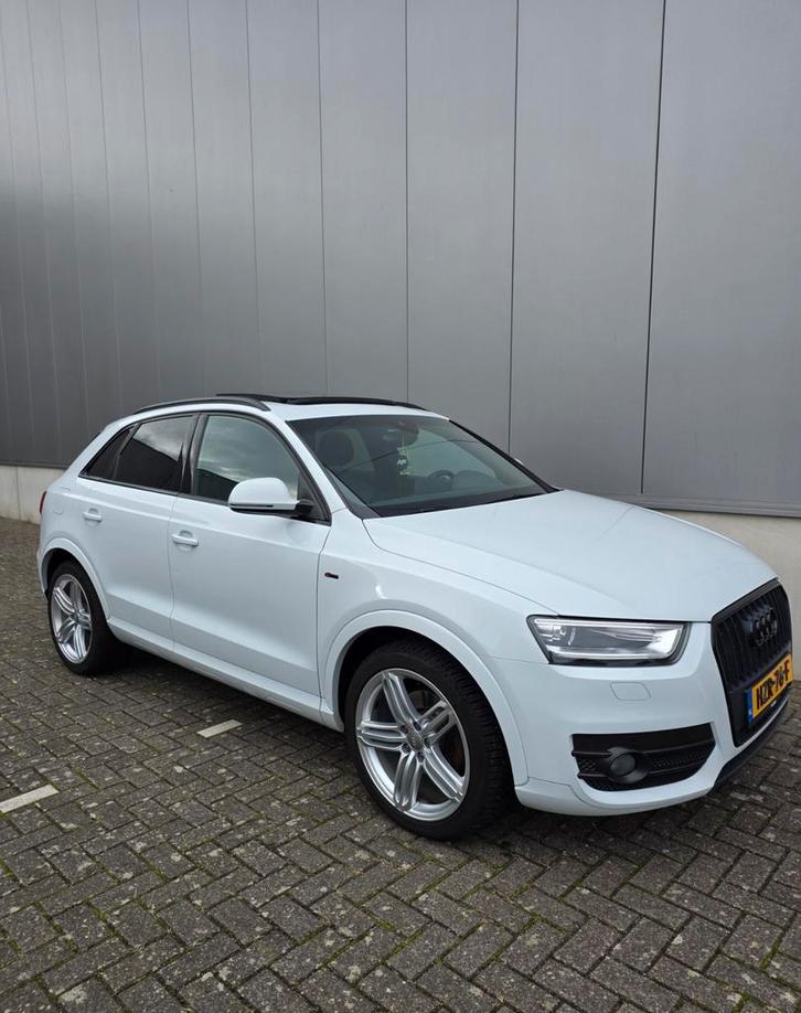 Audi Q3 1.4 Tfsi 110KW S-tronic 2014 Wit Pano Vol opties, Auto's, Audi, Particulier, Q3, Benzine, SUV of Terreinwagen, Automaat