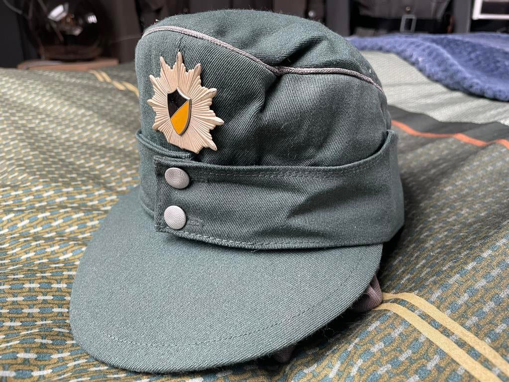 West Duitse polizei pet, Verzamelen, Ophalen of Verzenden, Overige soorten, Duitsland, Kleding of Schoenen