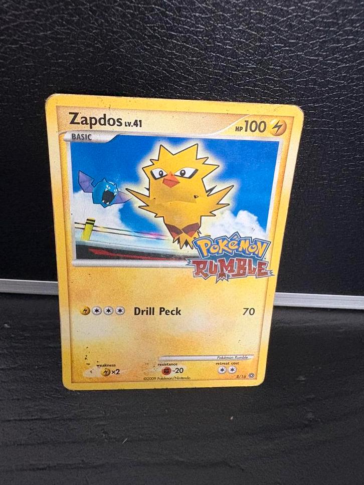 Zapdos rumble, Hobby en Vrije tijd, Verzamelkaartspellen | Pokémon, Zo goed als nieuw, Meerdere kaarten, Foil, Ophalen of Verzenden