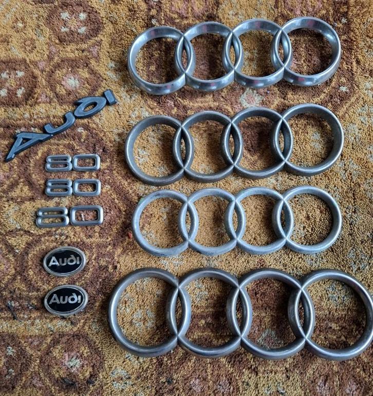 AUDI EMBLEMEN, Verzamelen, Automerken, Motoren en Formule 1, Gebruikt, Auto's, Ophalen of Verzenden