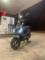Piaggio Zip 4takt 2022 EURO6, Fietsen en Brommers, Ophalen, Gebruikt, Maximaal 45 km/u, Piaggio Zip