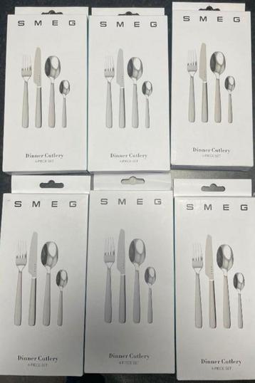 SMEG diner cutlery 6 personen beschikbaar voor biedingen