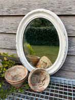 Ovale brocante oude spiegel met witte lijst, Ophalen, Gebruikt, Minder dan 100 cm, Ovaal