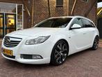 OPEL ISIGNIA SPORTS TOURER 2.0 TURBO 220PK, Auto's, Stof, Zwart, 4 cilinders, Wit