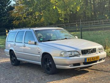 Volvo V70 2.5 T Exclusive / ZIE TEKST / beschikbaar voor biedingen