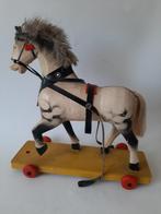 oude houten paard op wieltjes (492), Ophalen of Verzenden