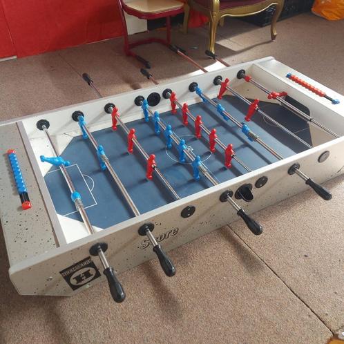 Gratis op te halen: degelijke tafelvoetbal tafel, Kinderen en Baby's, Speelgoed | Voetbaltafels, Gebruikt, Ophalen