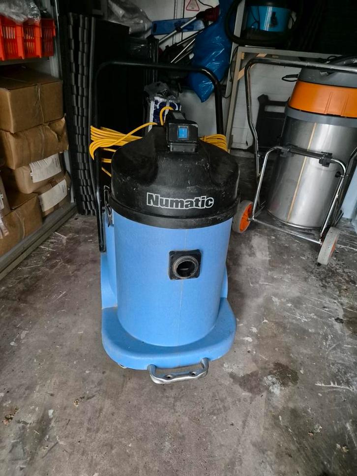 Numatic Stofzuiger - Krachtige Reiniging, Witgoed en Apparatuur, Stofzuigers, Gebruikt, Stofzuiger, 1200 tot 1600 watt, Reservoir