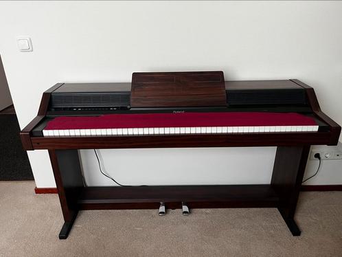 Roland digitale piano HP-4500 met bladmuziek– in nette staat, Muziek en Instrumenten, Piano's, Zo goed als nieuw, Zwart, Ophalen