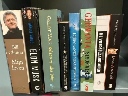 Boeken divers - Staffeltje met 8 boeken, Boeken, Geschiedenis | Wereld, Zo goed als nieuw, Overige gebieden, 20e eeuw of later