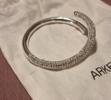 Silver-Plated Rhinestone Bracelet   beschikbaar voor biedingen
