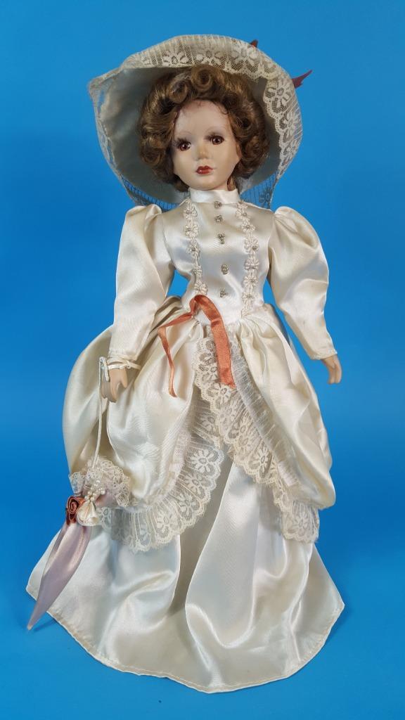 Vintage brocante porseleinen pop, Victoria stijl. 6C1, Verzamelen, Poppen, Gebruikt, Pop, Ophalen of Verzenden