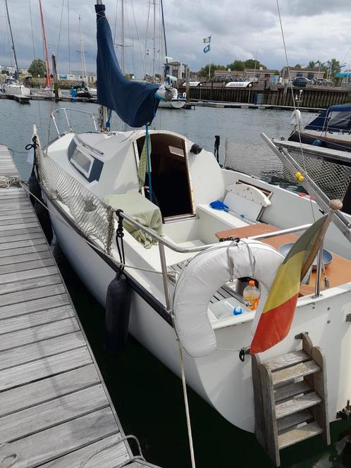 Kajuitboot Dufour 24 te koop (moet weg), Watersport en Boten, Kajuitzeilboten en Zeiljachten, Zo goed als nieuw, Tourjacht of Cruiser