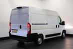 Peugeot Boxer 2.2 BlueHDi L2H2 140PK - EURO 6 - Airco - Navi, Auto's, Bestelauto's, Voorwielaandrijving, Stof, Gebruikt, 4 cilinders