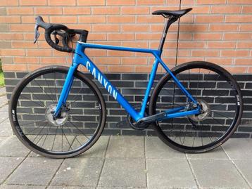 Canyon Ultimate CF SL 8.0 Di2 maat M beschikbaar voor biedingen